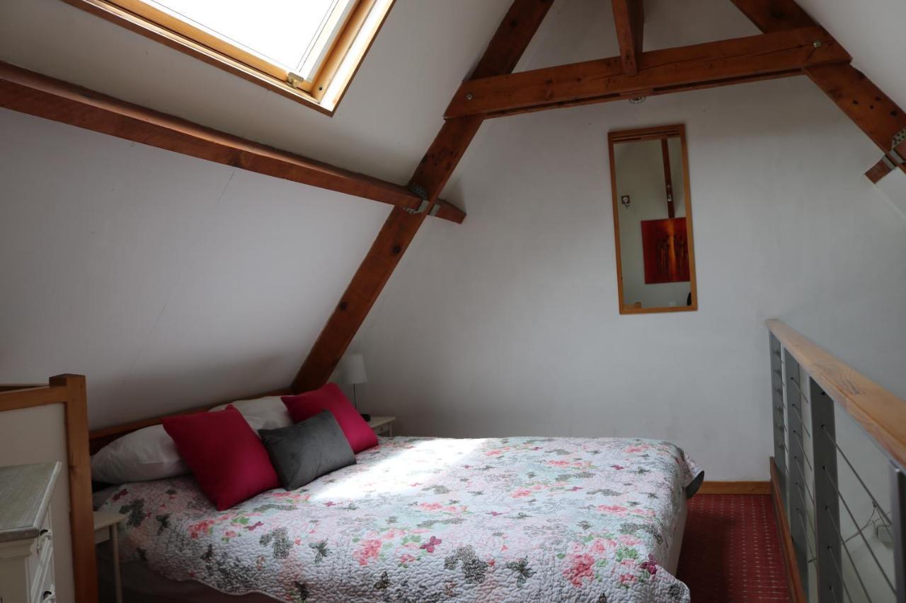 Auberge Des Chevaliers Canlers Екстериор снимка