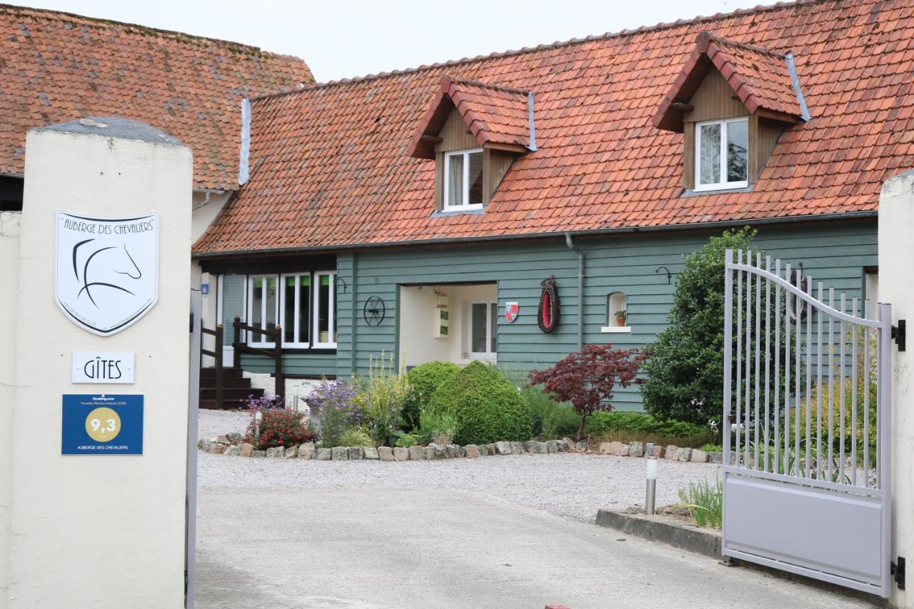 Auberge Des Chevaliers Canlers Екстериор снимка
