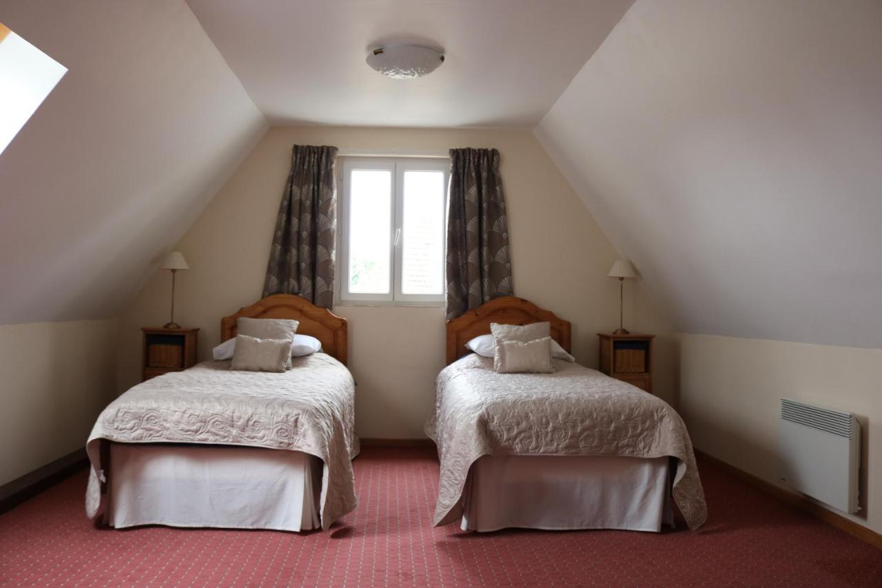 Auberge Des Chevaliers Canlers Екстериор снимка